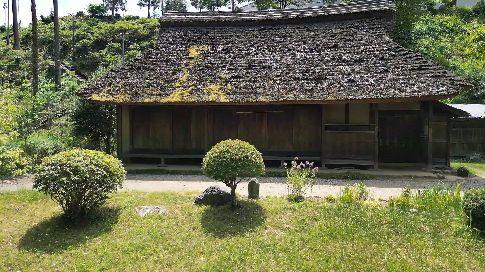 古き良きレトロ感ある河川敷公園