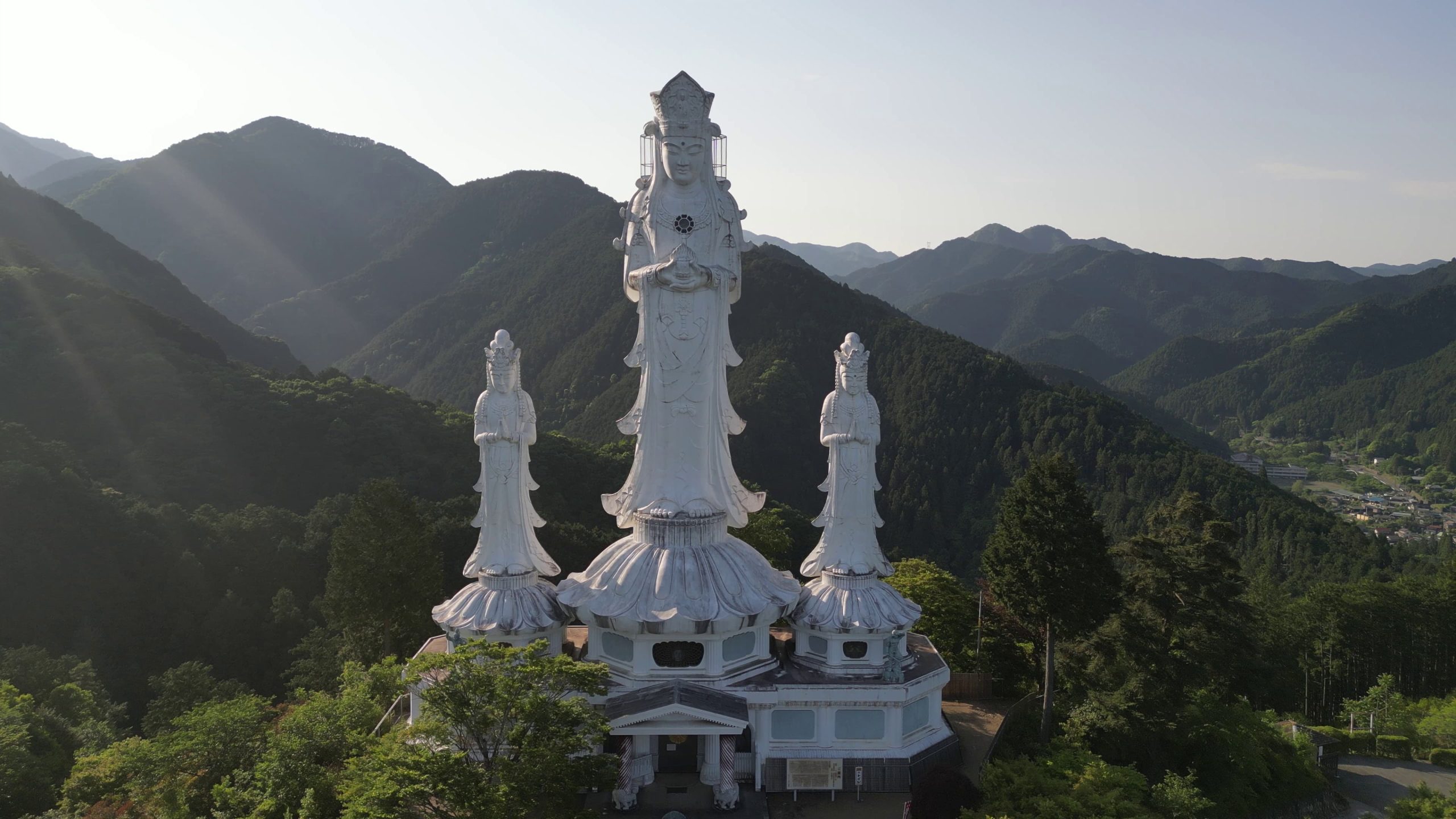 飯能名栗の観音像【鳥居観音】Japanese Kannon statue